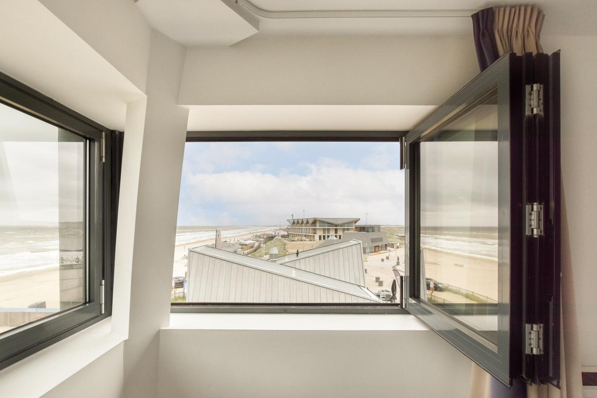 Appartement Met Frontaal Zeezicht In Bloemendaal Dış mekan fotoğraf